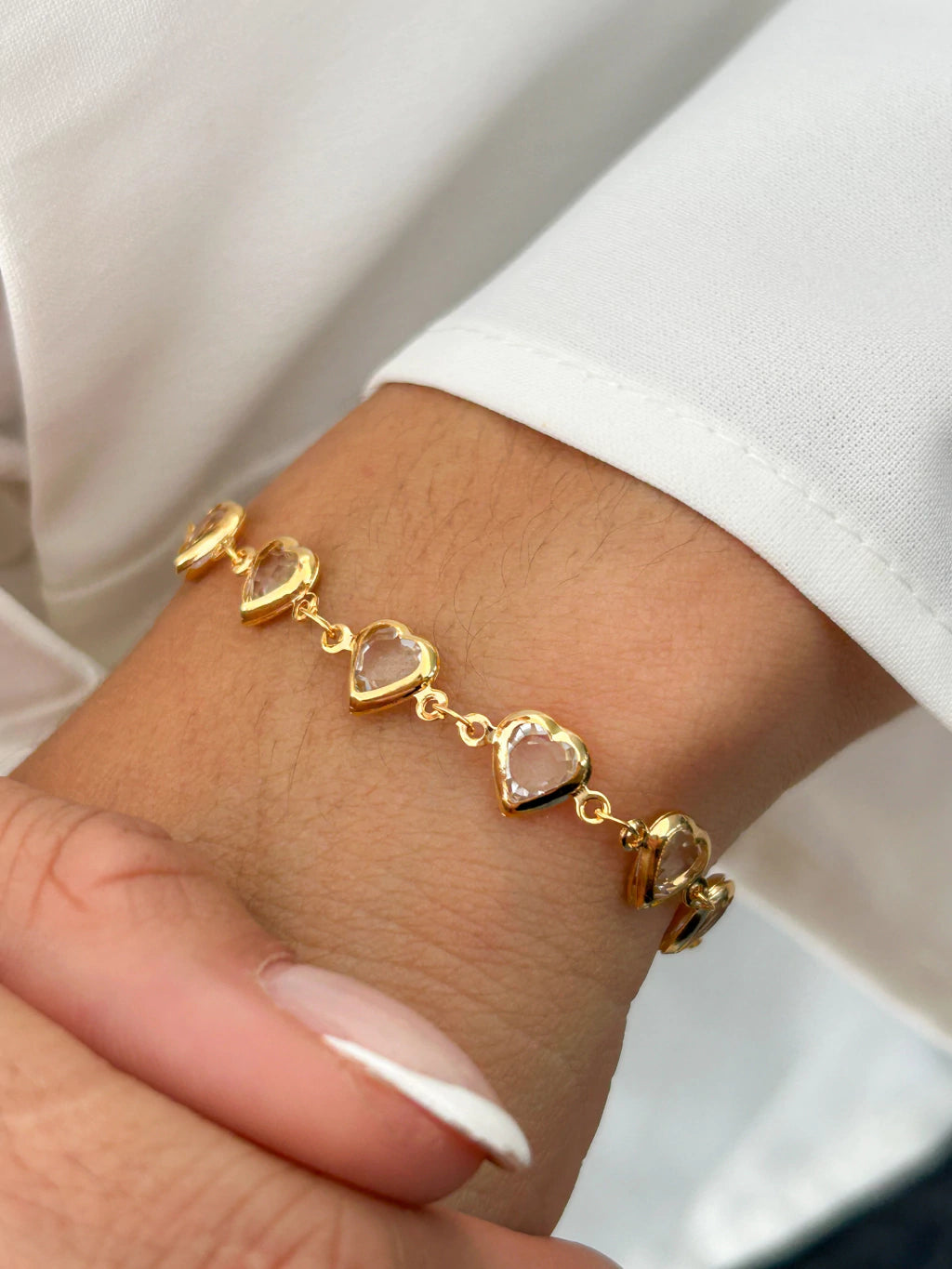 PULSEIRA CORAÇÕES ZIRCÔNIA CRISTAL - FOLHEADO A OURO