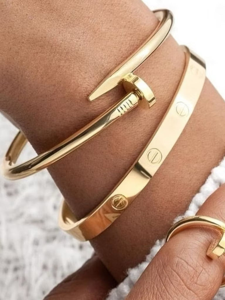 CONJUNTO DE BRACELETES - FOLHEADA A OURO