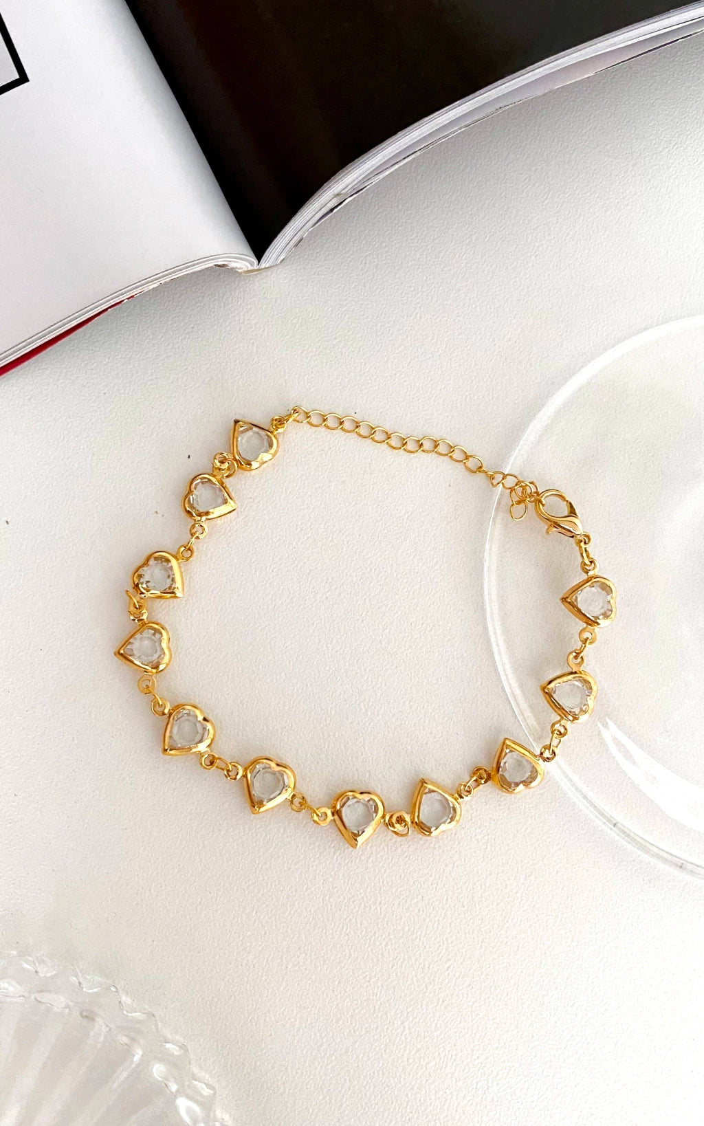 PULSEIRA CORAÇÕES ZIRCÔNIA CRISTAL - FOLHEADO A OURO