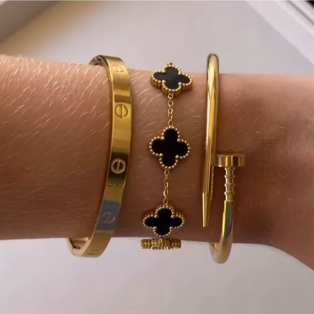 KIT PREMIUM PAGUE 2 LEVE 3 CONJUNTO VIRGÍNIA - FOLHEADA A OURO 24K